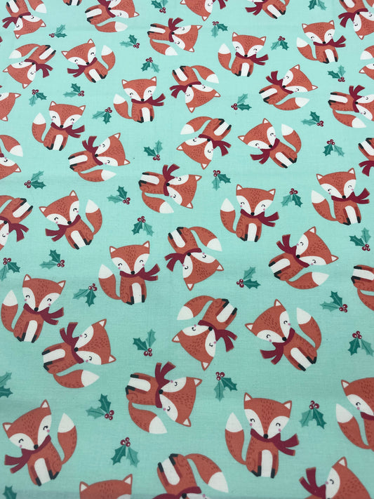 Foxes on mint